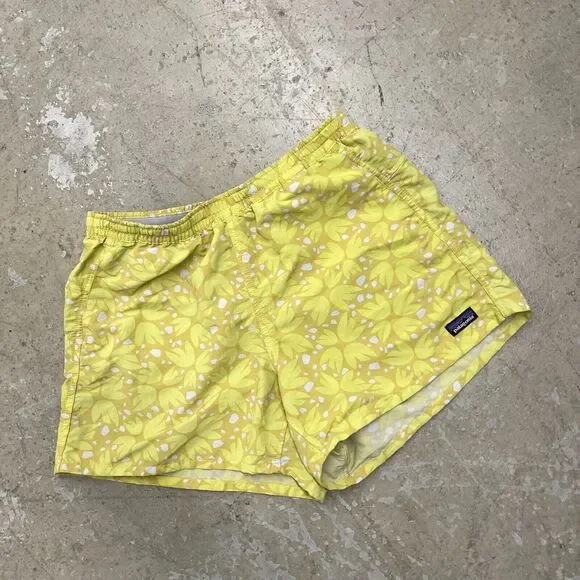 Patagonia Shorts Womens Medium Yellow Floral Barely Baggies 57058 No Liner AOP - Picture 7 of 16